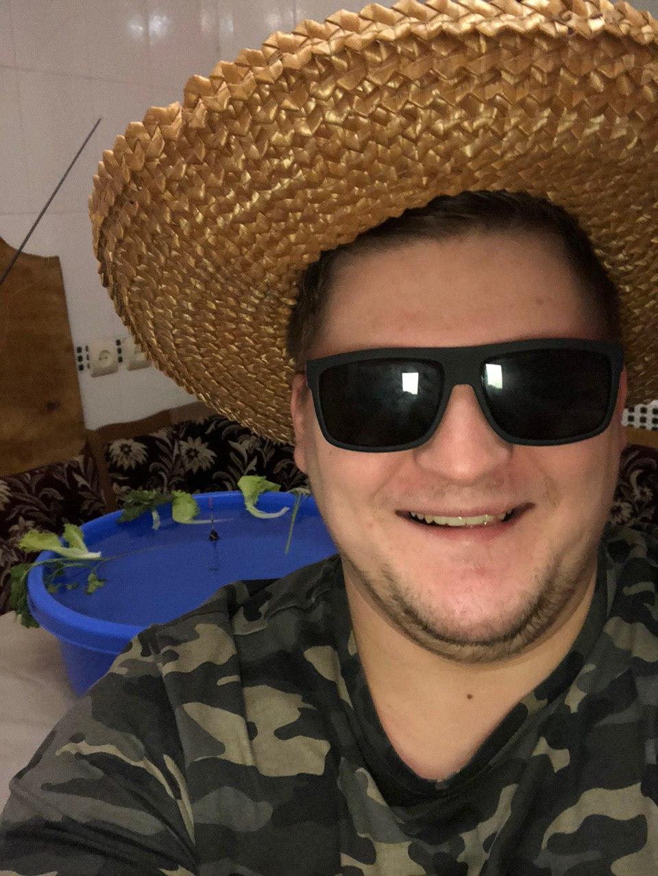 Актори студії «Мамахохотала» показали, чим займаються на карантині